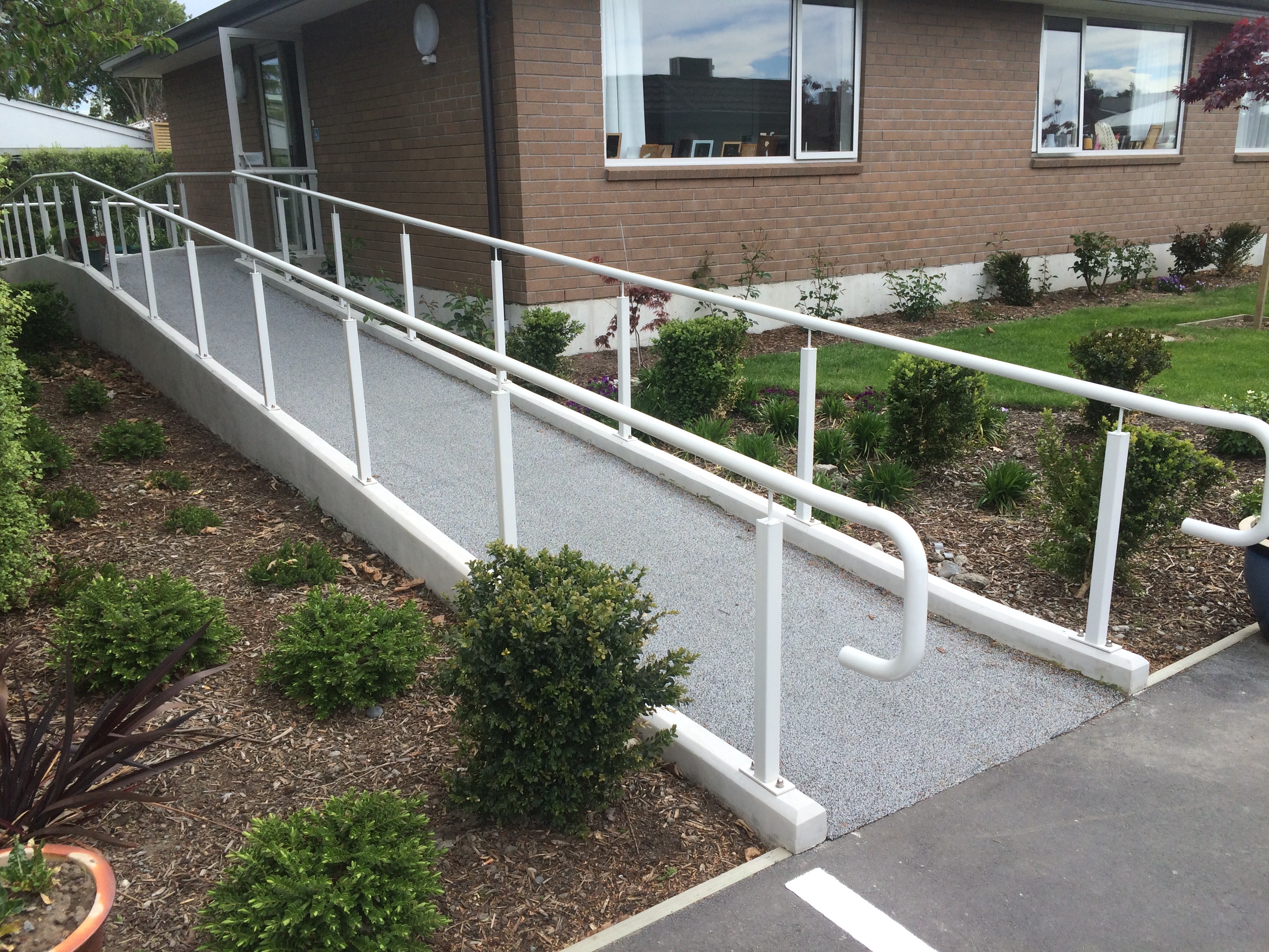 outdoor rail