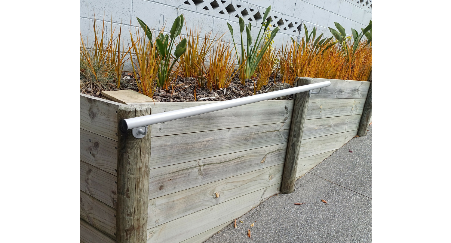 outdoor- silver pearl